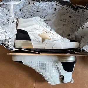 Vintage Havana Star Mid-Top Sneakers - Women's